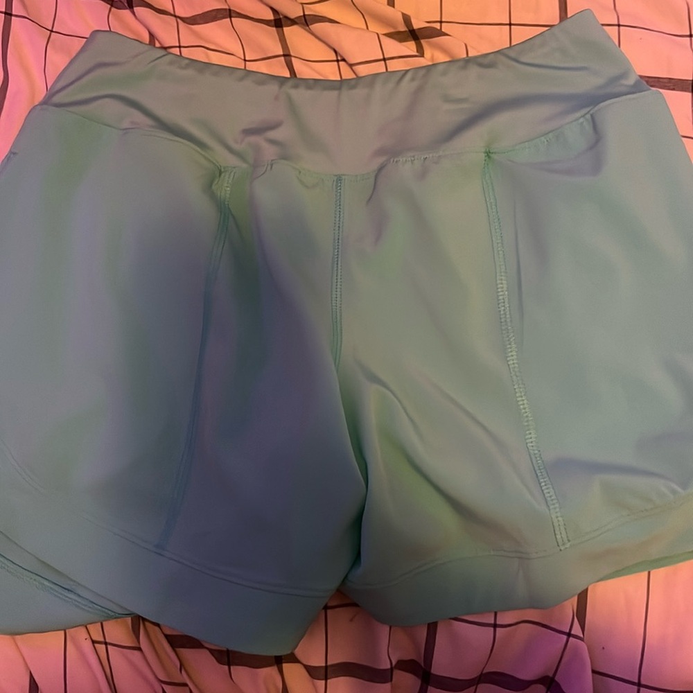 Tek Gear. Size small